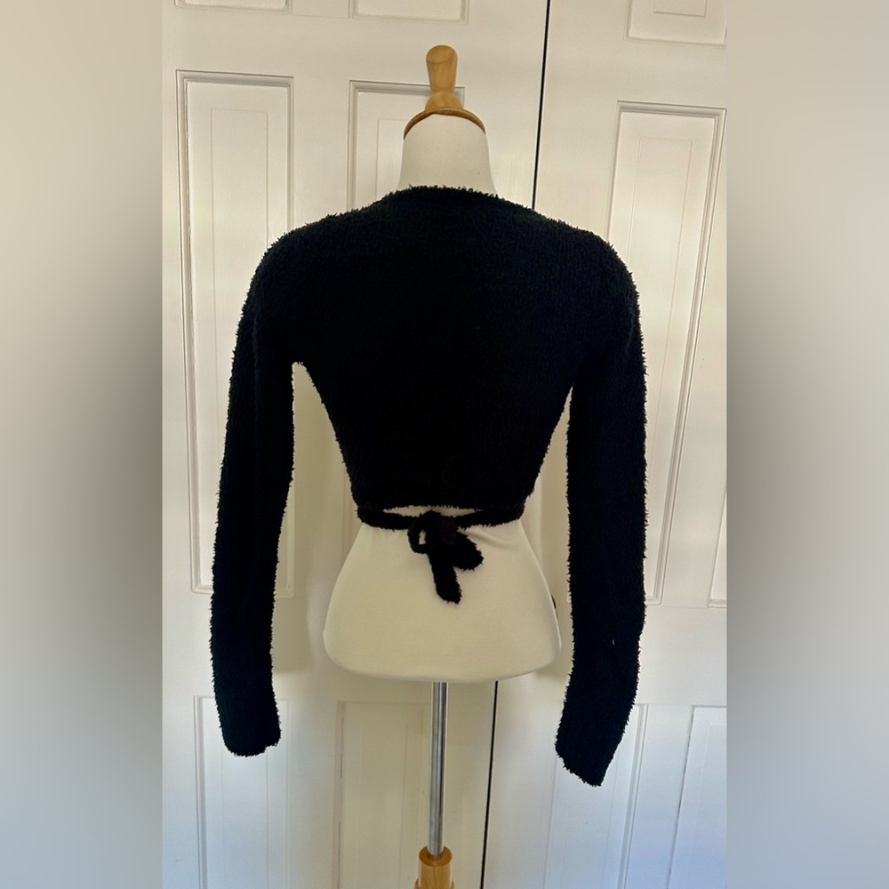 SKIMS cozy wrap sweater - Picture 3 of 3